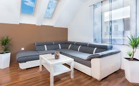 Boomerang Apartment Bled